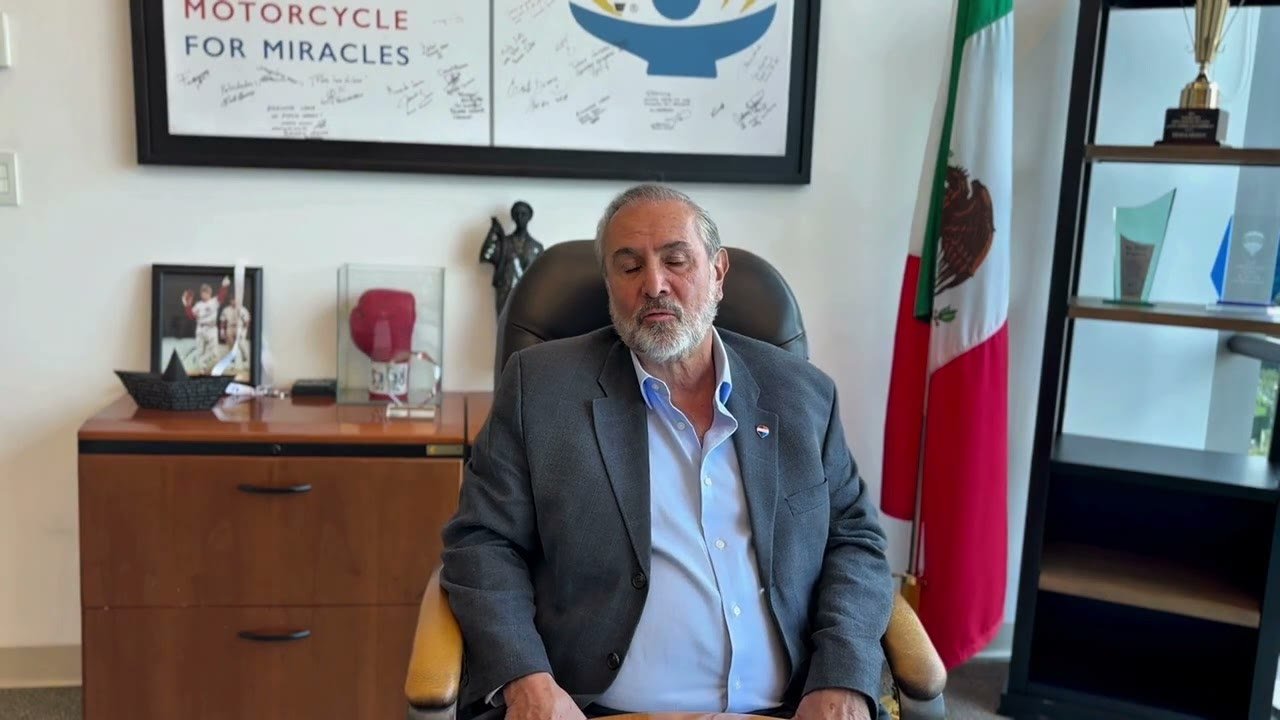 Sergio Felgueres, Director General de RE/MAX México, en su oficina.